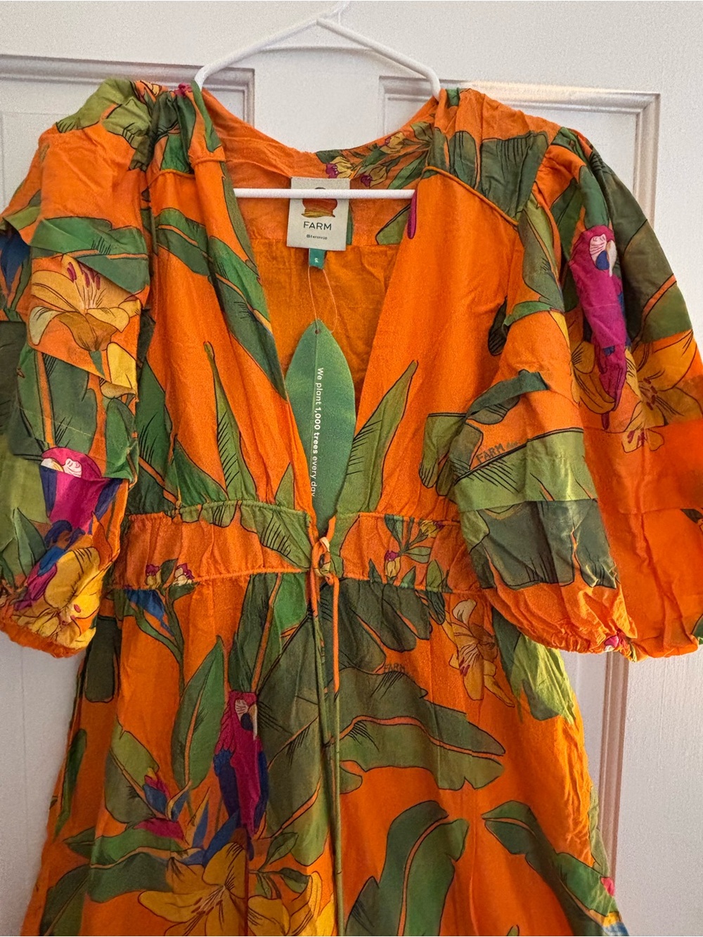 Farm Rio Vibrant Orange Tropical Print Puff Sleeve Midi Dress - Picture 2 of 2